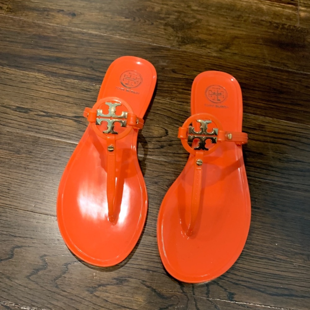 Tory burch peachy orange rubber slippers